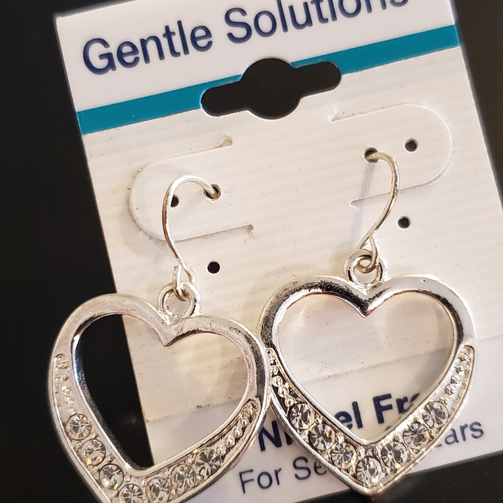 🔥3/$20 Rhinestone Heart Pierced Earrings